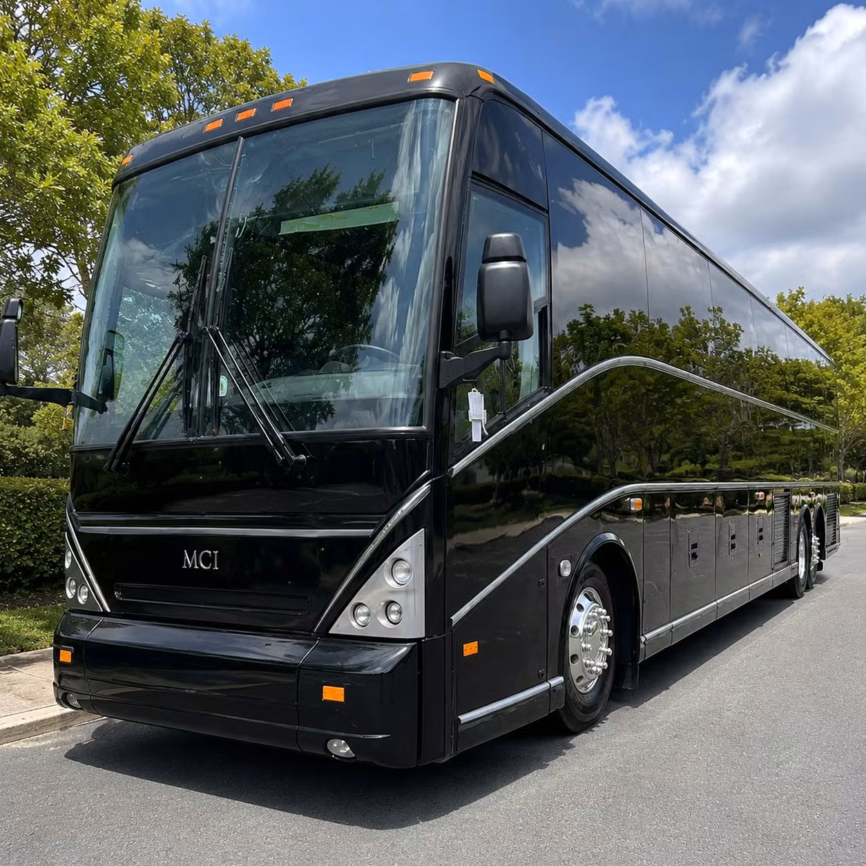 airport transfer shuttles to and from waterbury connecticut