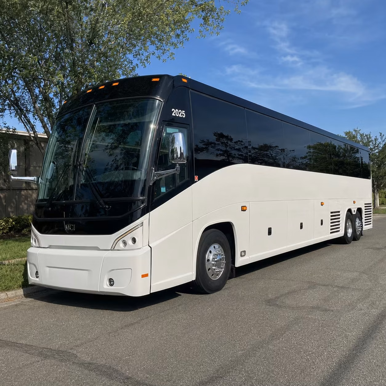 corporate long distance transportation from waterbury to boston and beyond