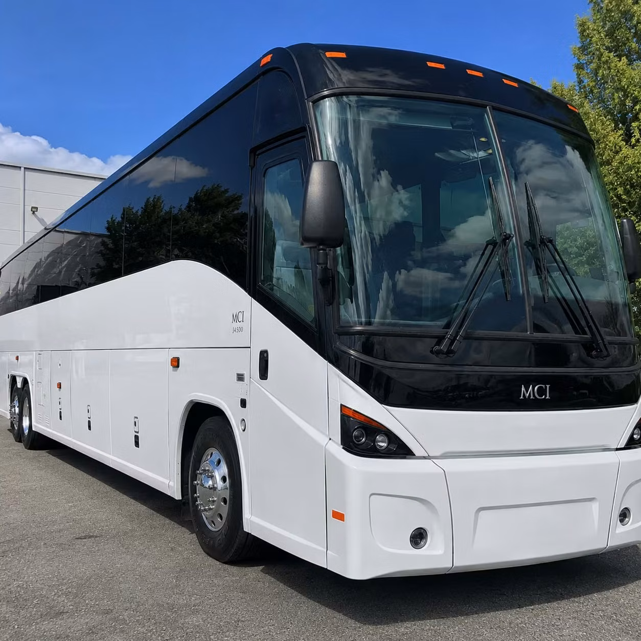 downtown waterbury commuter shuttle services for office and corporate teams