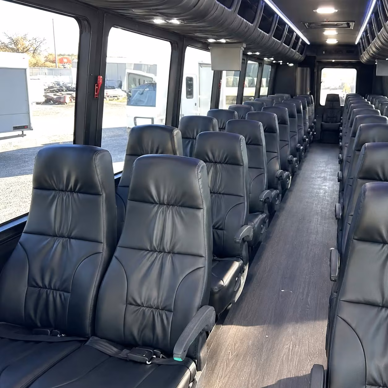 waterbury 25 passenger minibus rental