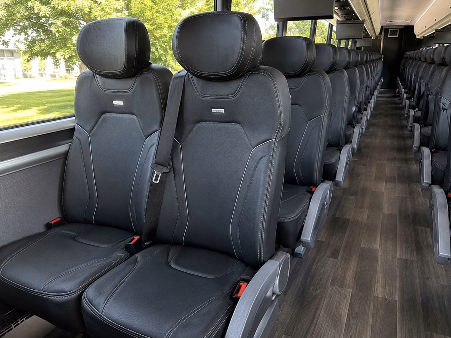 waterbury charter bus